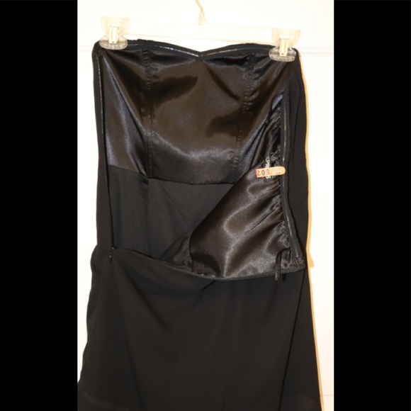 EXPRESS BLACK ROMPER WITH FRONT RUFFLE - Picture 4 of 4